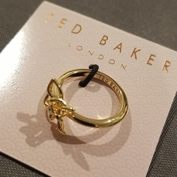 💕TED BAKER LONDON💕 Gold Mini Crystal Breeze Ring (M/L) NWT - Picture 8 of 8